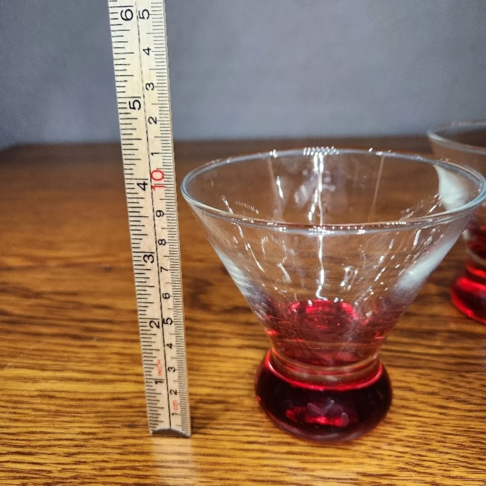 Crate&Barrel it stemless